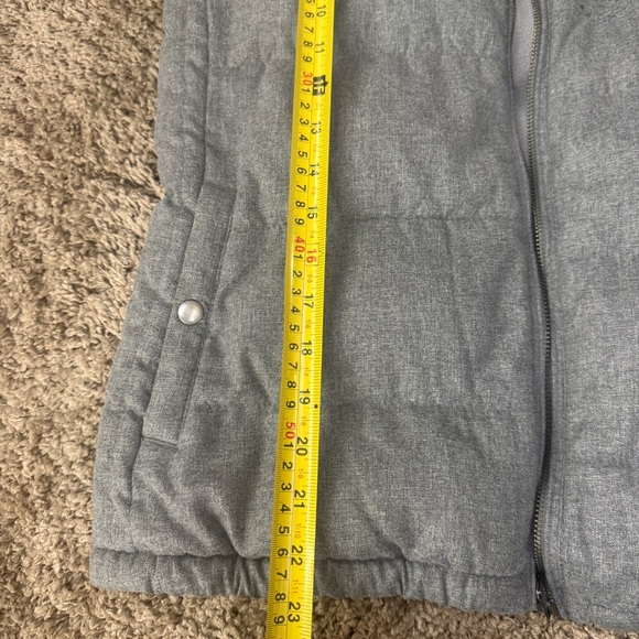 Old Navy Heather Gray Fleece-Lined Vest - Picture 4 of 6
